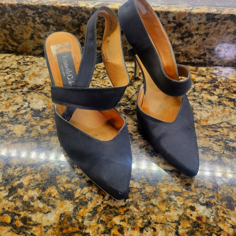 Kenneth Cole heels